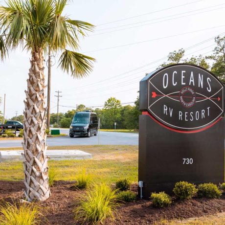 van pulling in to Oceans RV Resort in North Carolina